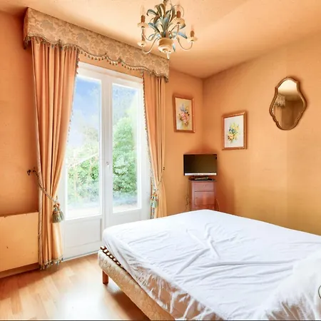 Maison 3 200m De La * La Pironnière